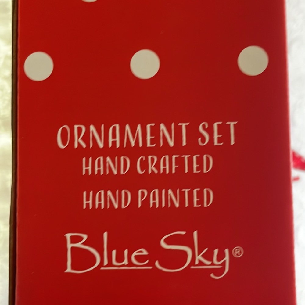 🎄Blue Sky handcrafted handpainted Dachshund and Ornament set. - Picture 8 of 9